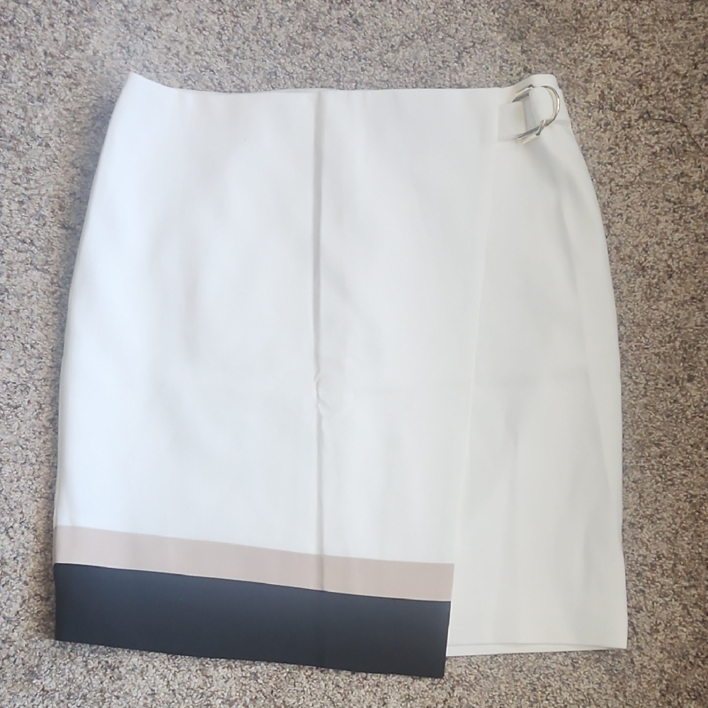 White House Black Market Cream Pencil Mini Skirt Asymmetrical Workwear